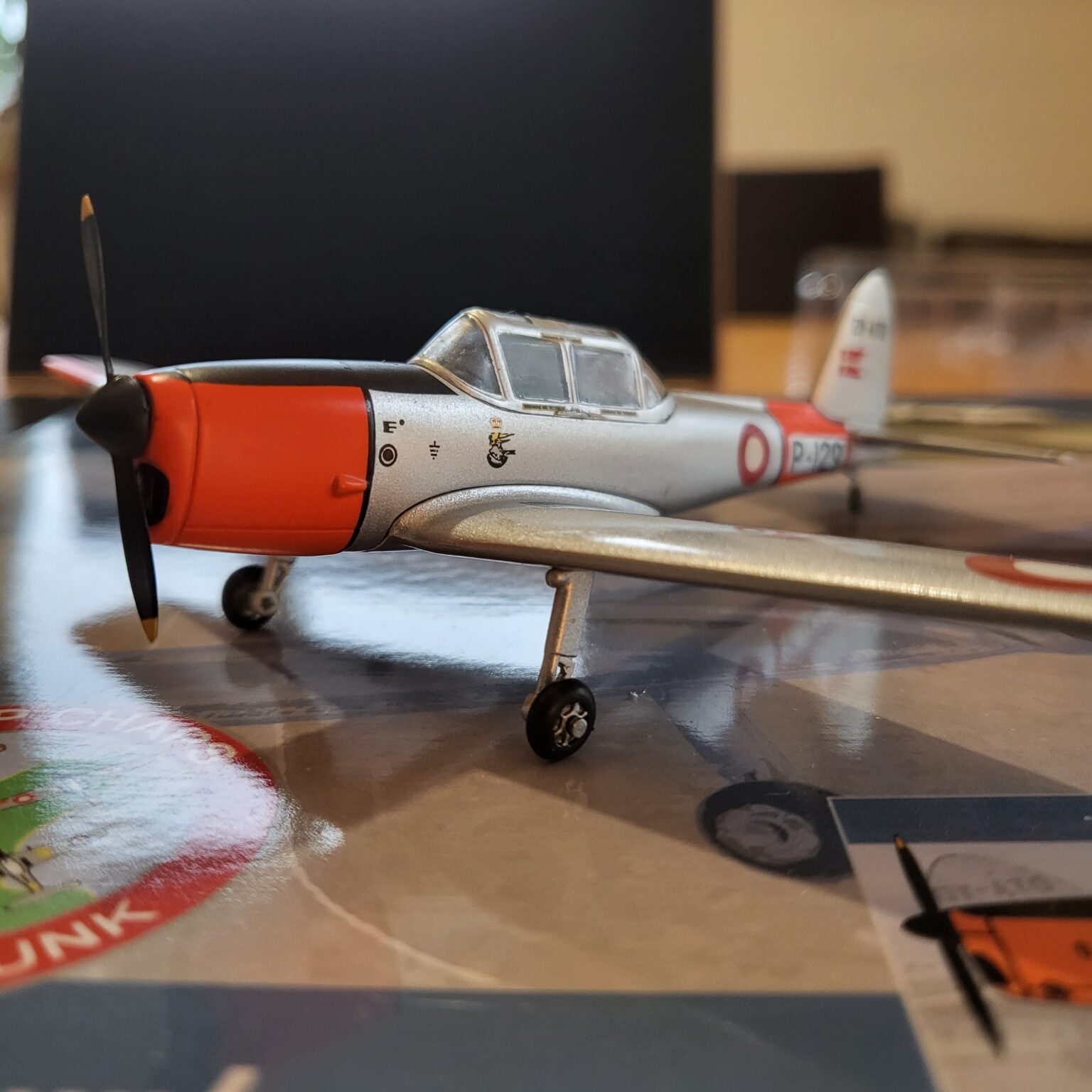 DHC-1 Chipmunk (Força Aérea da Dinamarca) – Miniaturas de avioes